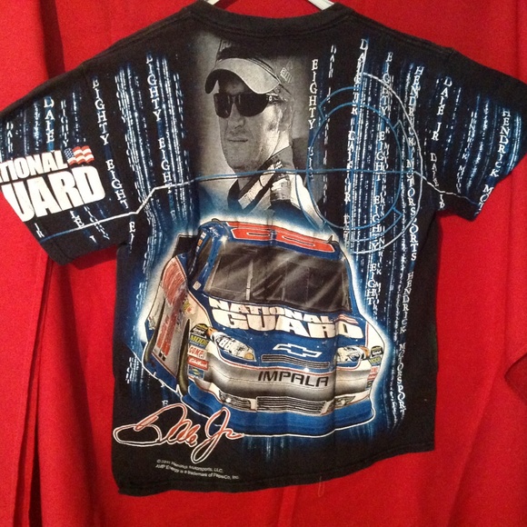 Dale Earnhardt Jr.  tshirt - Picture 2 of 3